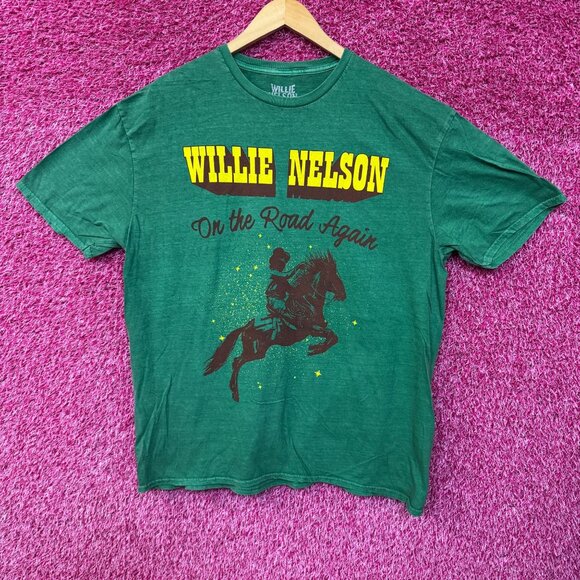Willie Nelson T-shirt size  XL - Picture 1 of 5